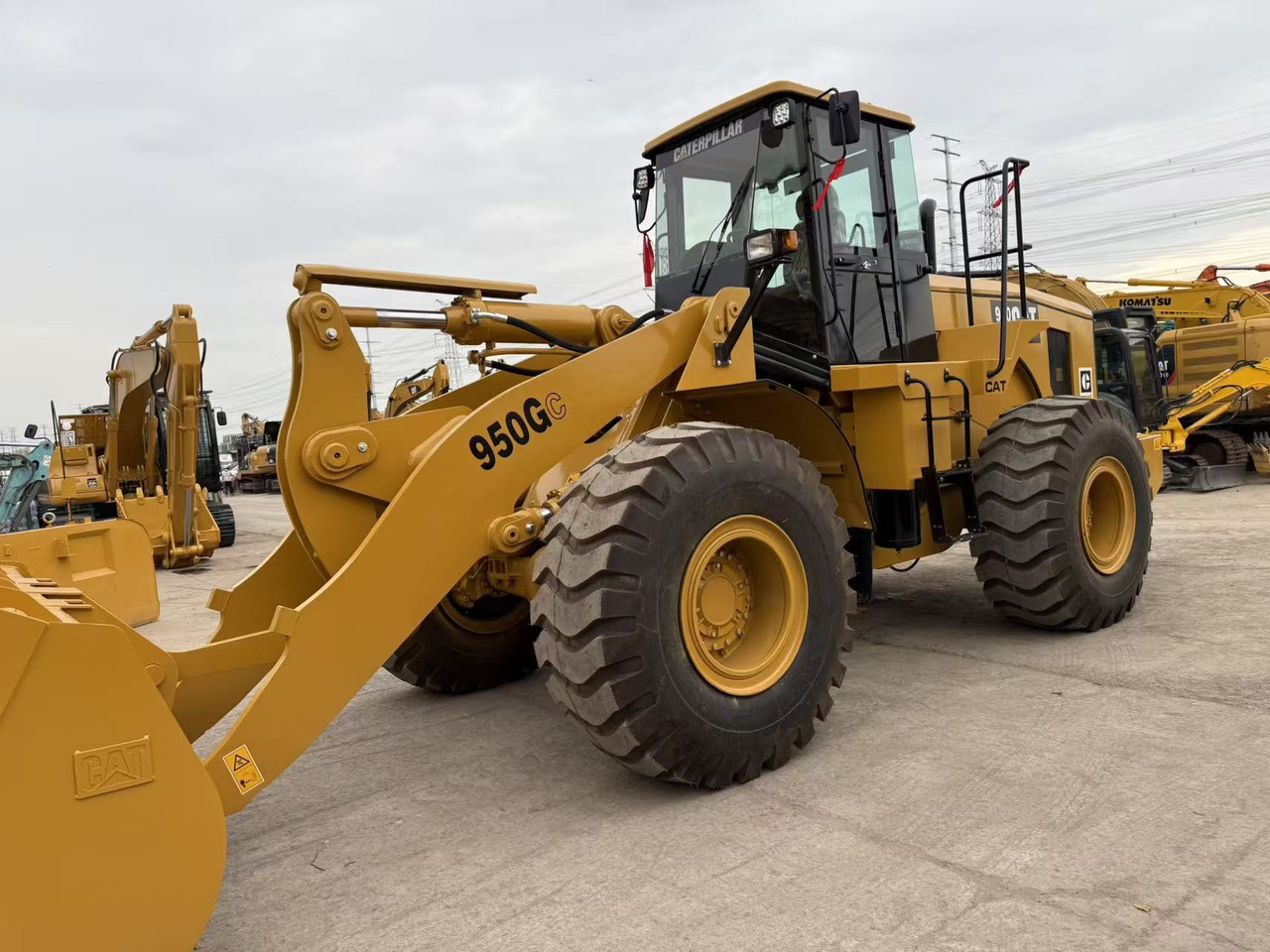 CATERPILLAR 950GC - מעמיס גלגלים: תמונה 4 CATERPILLAR 950GC - מעמיס גלגלים: תמונה 4