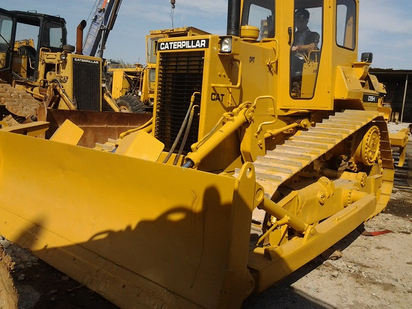 CATERPILLAR D5H - דחפור: תמונה 1 CATERPILLAR D5H - דחפור: תמונה 1