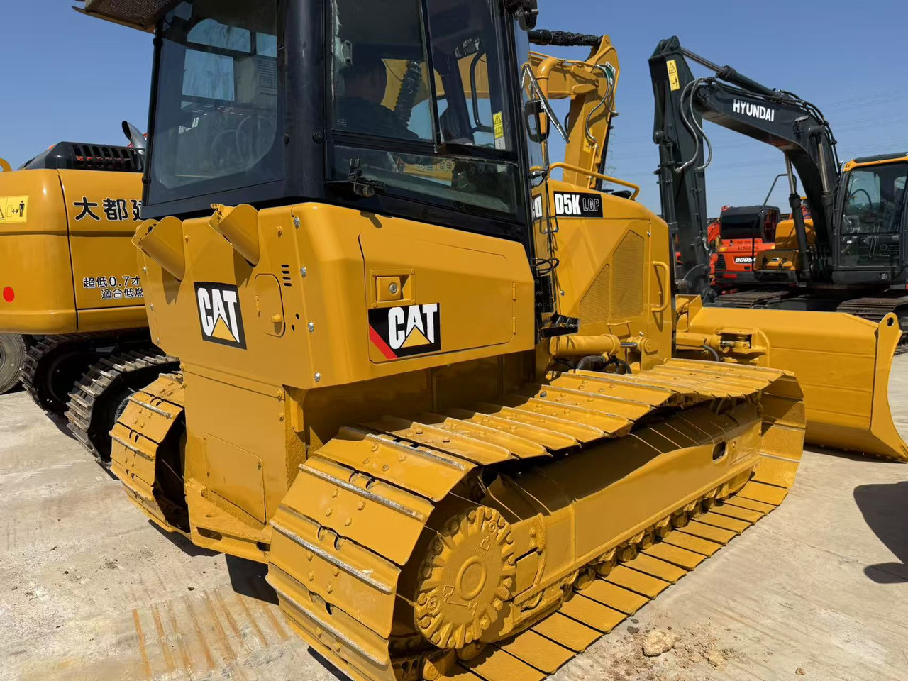 CATERPILLAR D5K - דחפור: תמונה 4 CATERPILLAR D5K - דחפור: תמונה 4