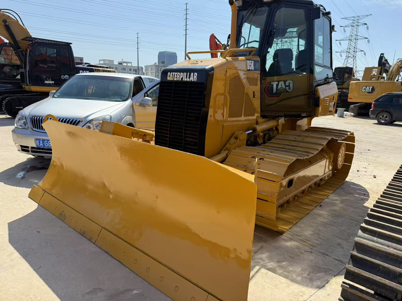 CATERPILLAR D5K - דחפור: תמונה 1 CATERPILLAR D5K - דחפור: תמונה 1