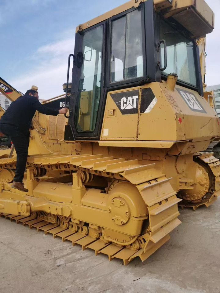 CATERPILLAR D6G2 - דחפור: תמונה 1 CATERPILLAR D6G2 - דחפור: תמונה 1