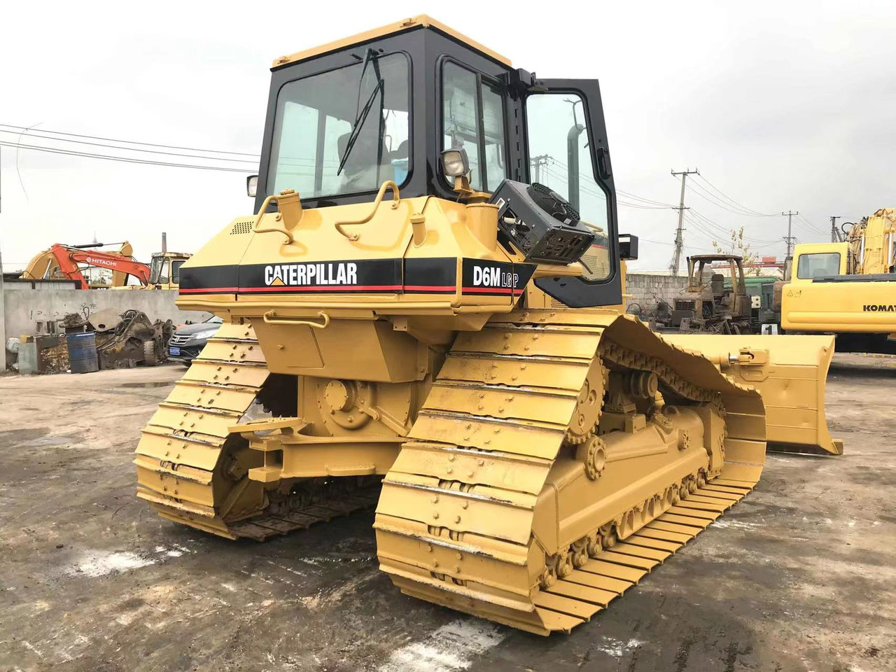 CATERPILLAR D6M - דחפור: תמונה 3 CATERPILLAR D6M - דחפור: תמונה 3