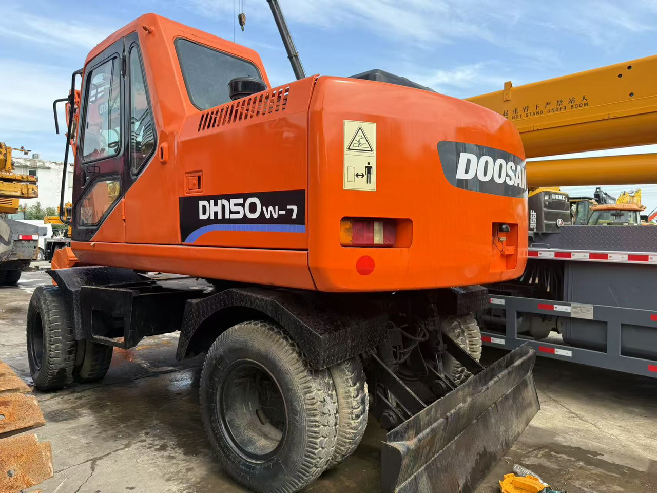 DOOSAN DH150W-7 - מחפר גלגלים: תמונה 3 DOOSAN DH150W-7 - מחפר גלגלים: תמונה 3