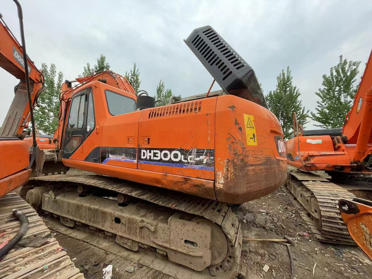 DOOSAN DH300LC-7 - מחפר סורק: תמונה 2 DOOSAN DH300LC-7 - מחפר סורק: תמונה 2