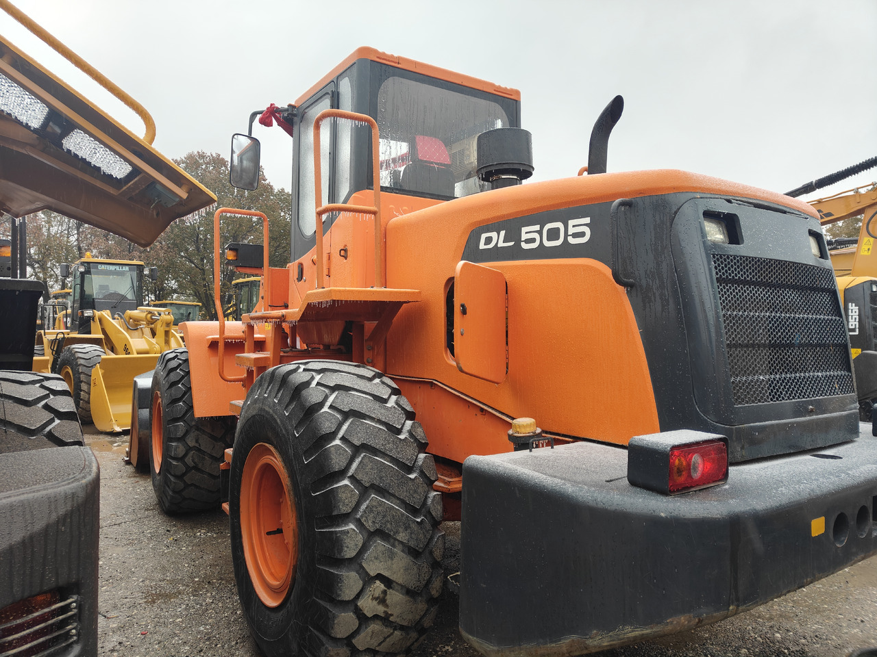 DOOSAN DL505 - מעמיס גלגלים: תמונה 1 DOOSAN DL505 - מעמיס גלגלים: תמונה 1