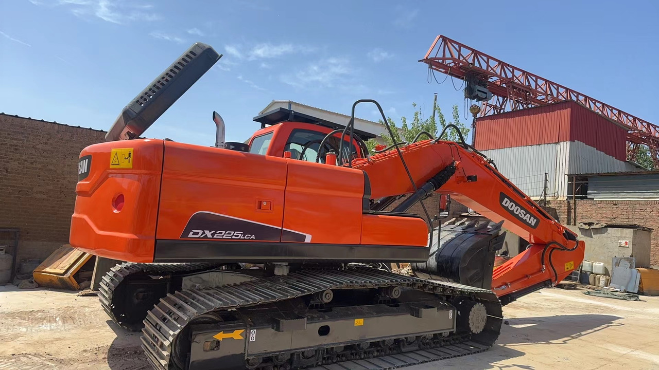 DOOSAN DX225LC-7 - מחפר סורק: תמונה 1 DOOSAN DX225LC-7 - מחפר סורק: תמונה 1