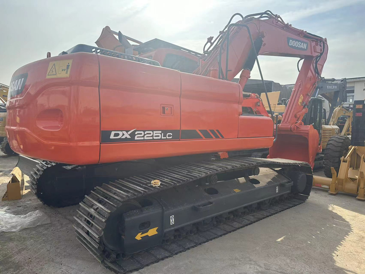 DOOSAN DX225LC - מחפר סורק: תמונה 1 DOOSAN DX225LC - מחפר סורק: תמונה 1