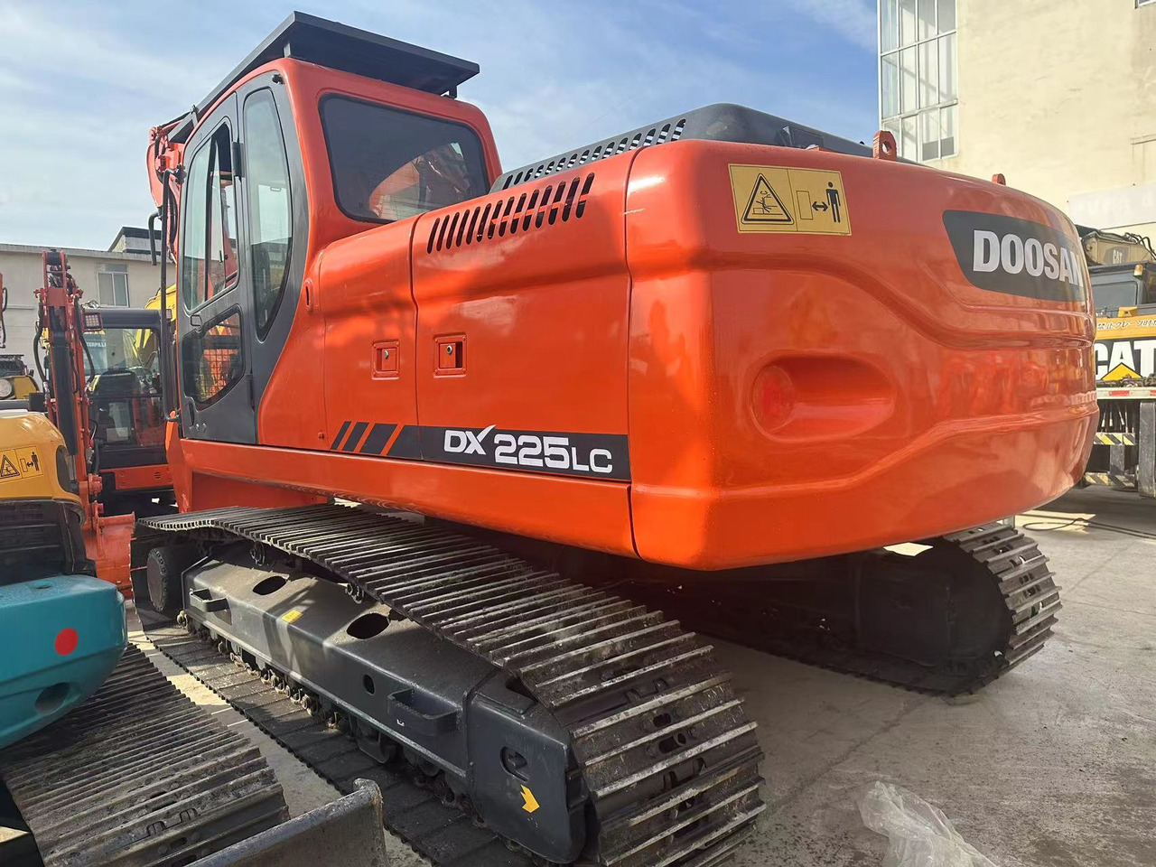 DOOSAN DX225LC - מחפר סורק: תמונה 2 DOOSAN DX225LC - מחפר סורק: תמונה 2