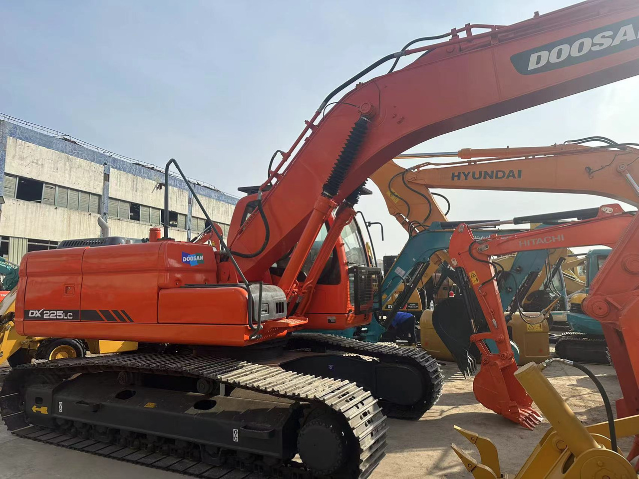 DOOSAN DX225LC - מחפר סורק: תמונה 4 DOOSAN DX225LC - מחפר סורק: תמונה 4