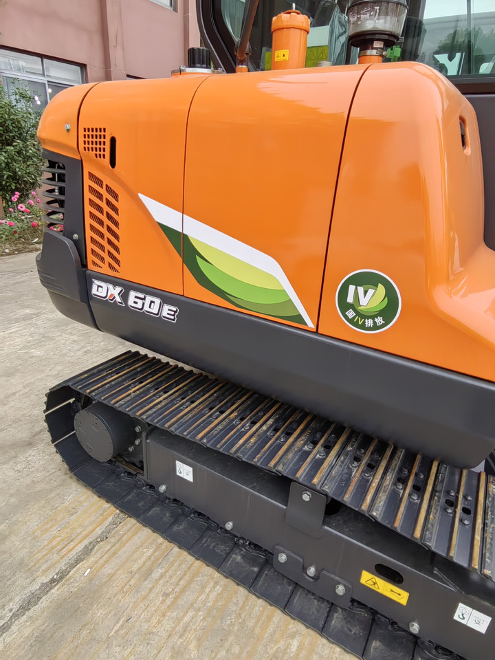 DOOSAN DX60E-10N - מחפר סורק: תמונה 3 DOOSAN DX60E-10N - מחפר סורק: תמונה 3
