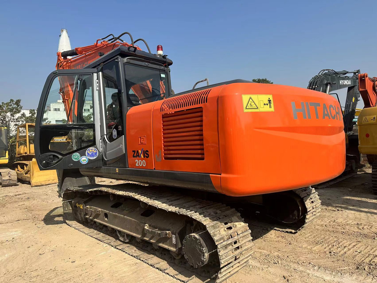 HITACHI ZX200-3 - מחפר סורק: תמונה 4 HITACHI ZX200-3 - מחפר סורק: תמונה 4