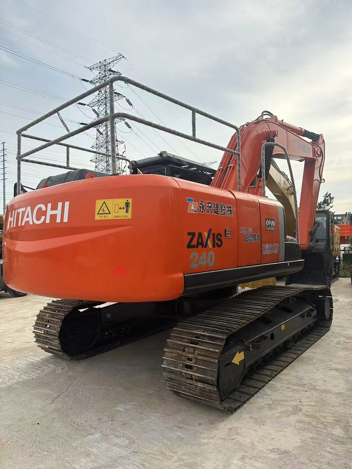 HITACHI ZX240-3G - מחפר סורק: תמונה 4 HITACHI ZX240-3G - מחפר סורק: תמונה 4