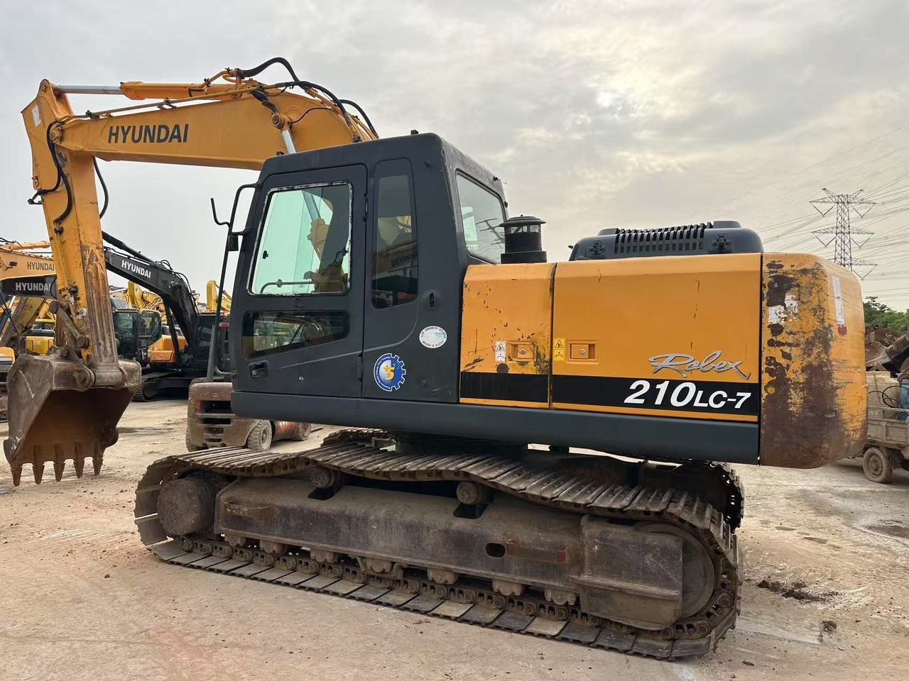 HYUNDAI R210LC-7 - מחפר סורק: תמונה 5 HYUNDAI R210LC-7 - מחפר סורק: תמונה 5