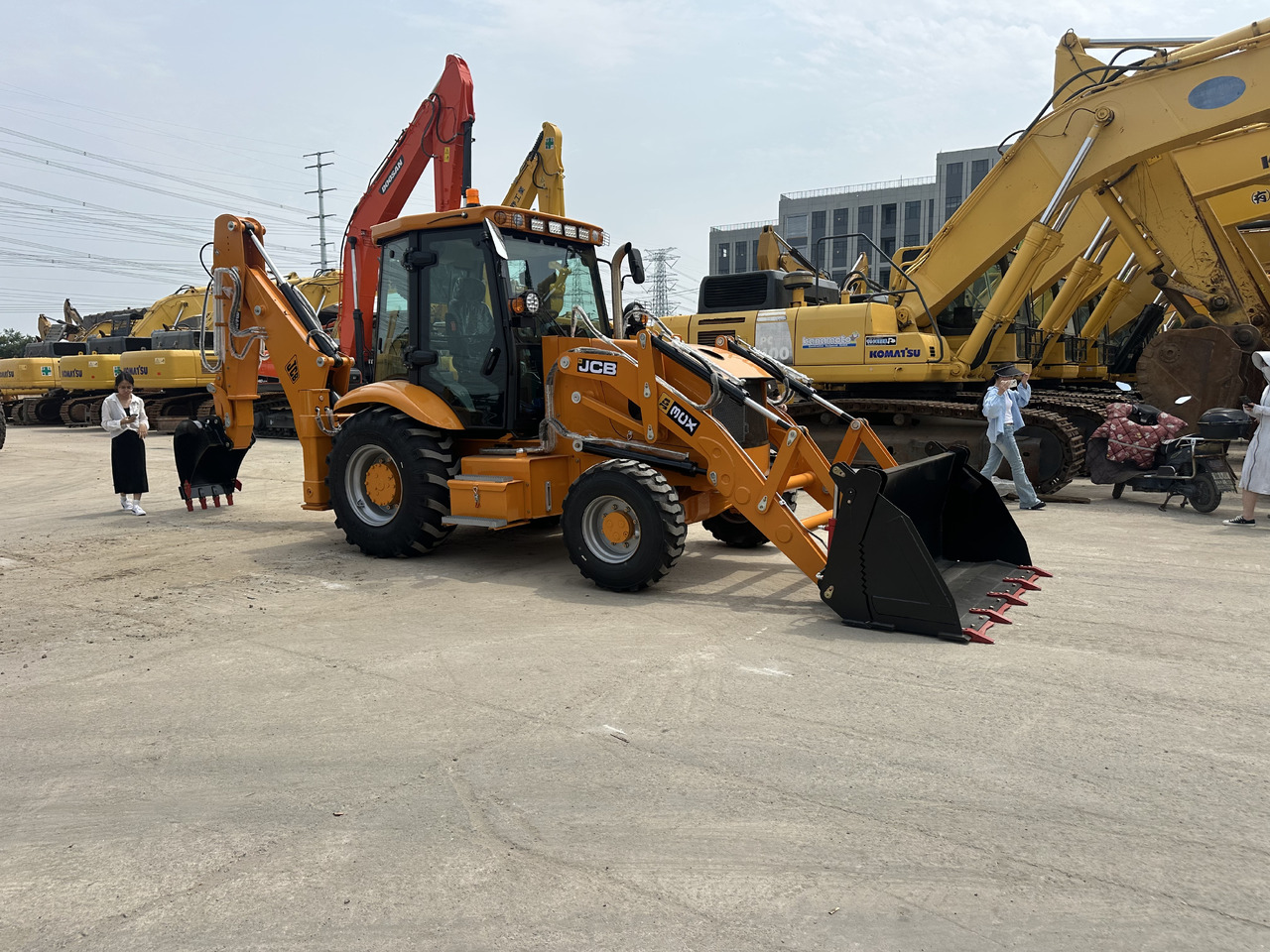 JCB 3CX - מחפרון: תמונה 1 JCB 3CX - מחפרון: תמונה 1