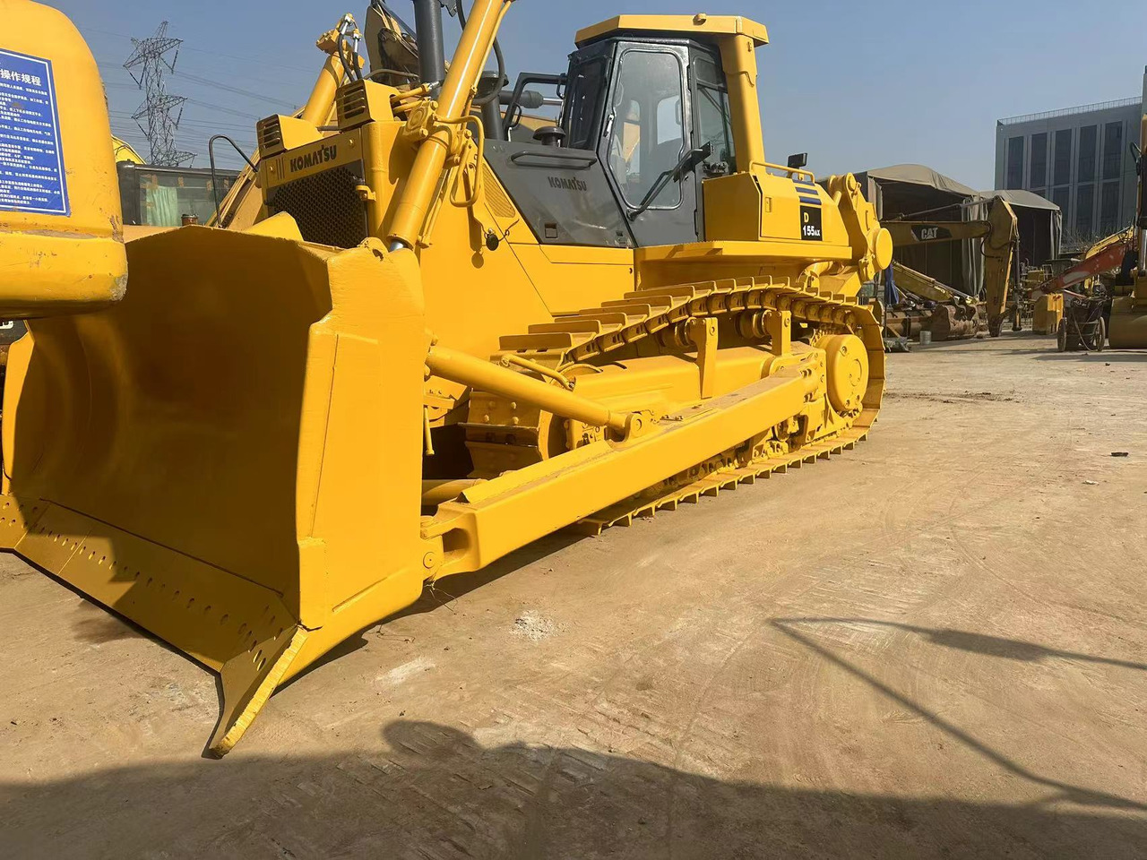 KOMATSU D155A-5 - דחפור: תמונה 2 KOMATSU D155A-5 - דחפור: תמונה 2