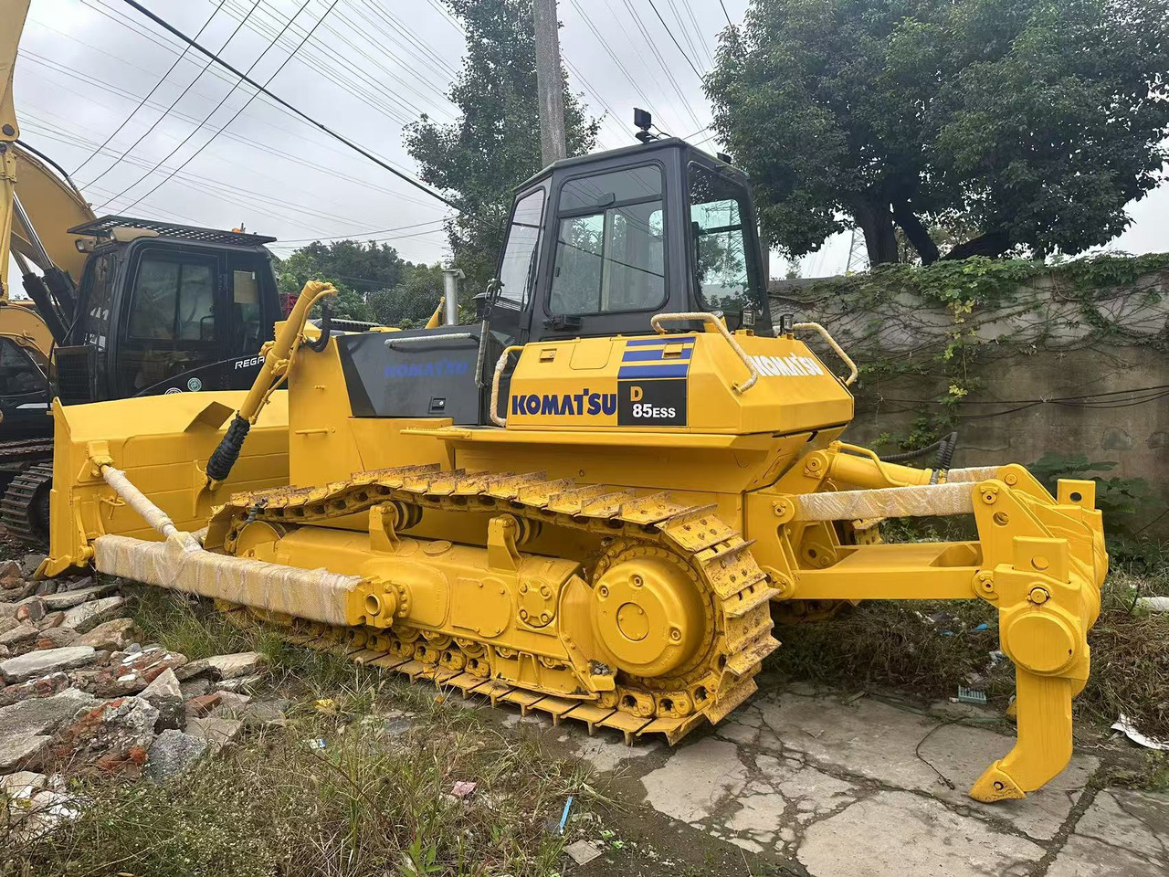 KOMATSU D85ESS - דחפור: תמונה 4 KOMATSU D85ESS - דחפור: תמונה 4