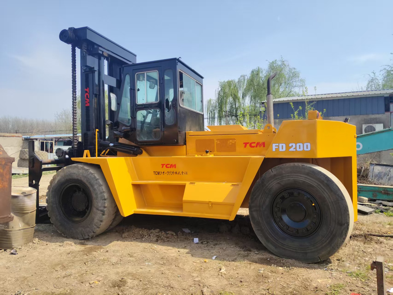 KOMATSU FD200 - מלגזת סולר: תמונה 1 KOMATSU FD200 - מלגזת סולר: תמונה 1