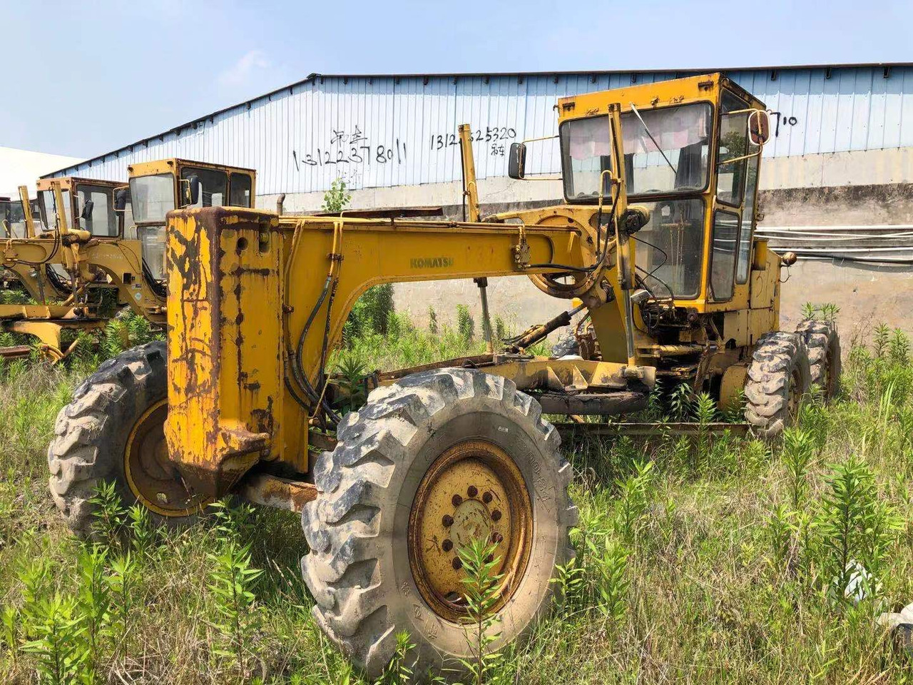 KOMATSU GD511 - מפלסת: תמונה 2 KOMATSU GD511 - מפלסת: תמונה 2