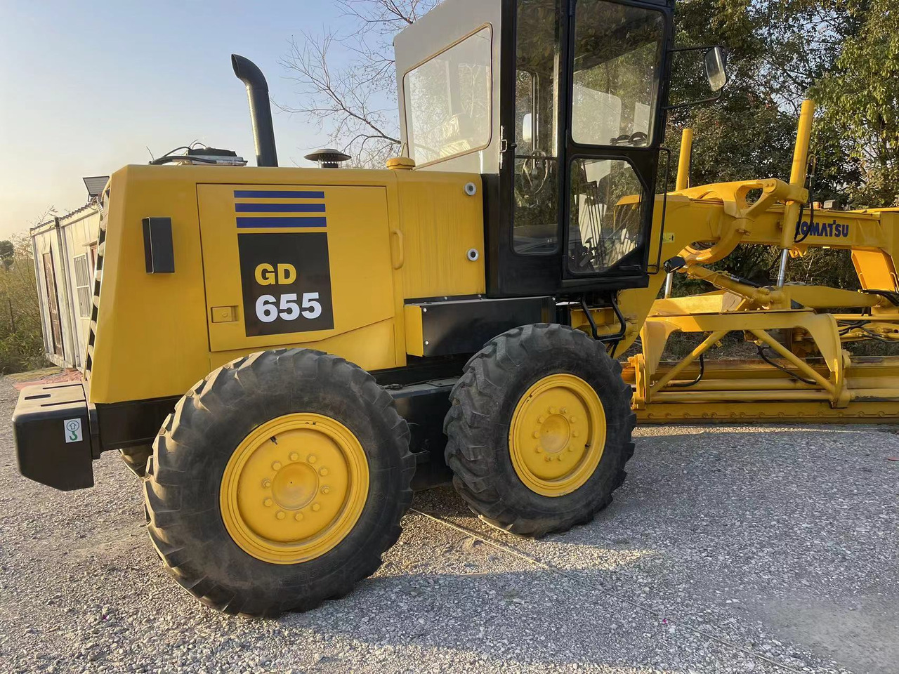 KOMATSU GD655 - מפלסת: תמונה 4 KOMATSU GD655 - מפלסת: תמונה 4