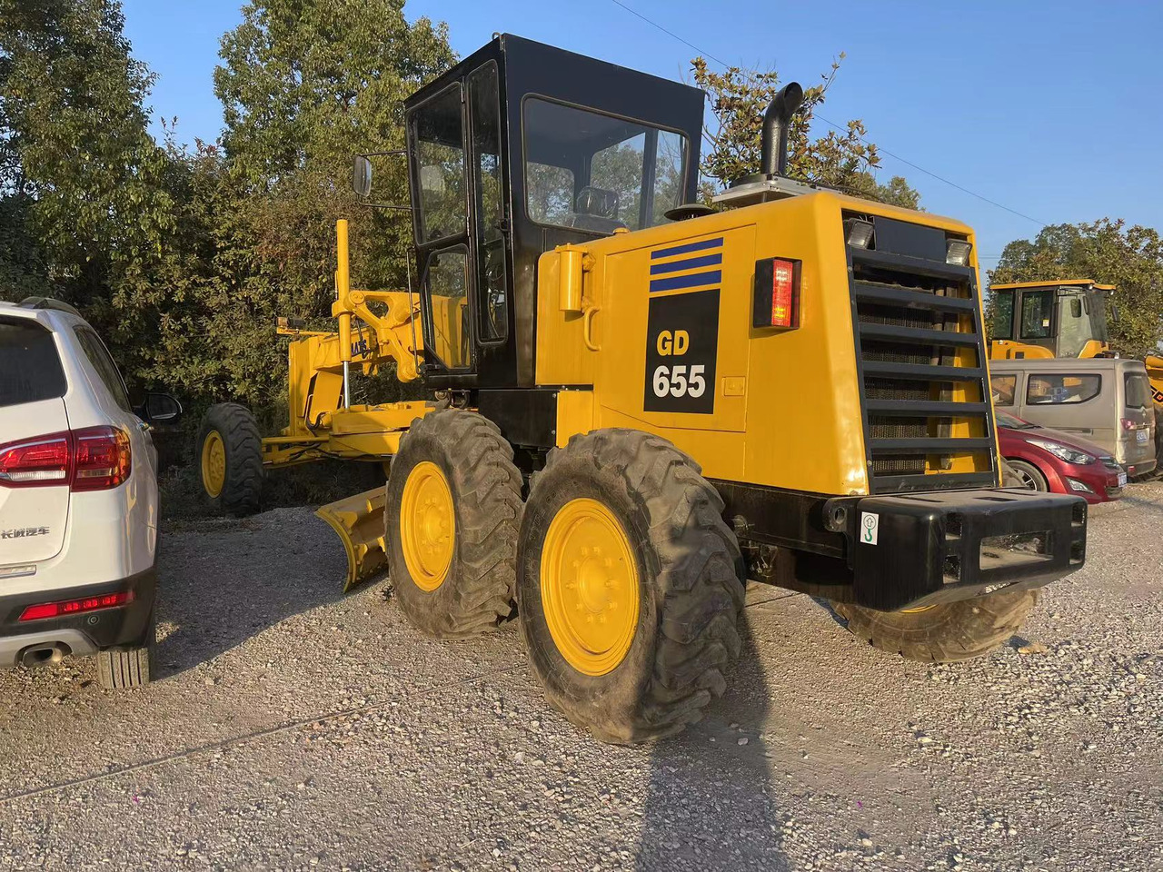 KOMATSU GD655 - מפלסת: תמונה 2 KOMATSU GD655 - מפלסת: תמונה 2