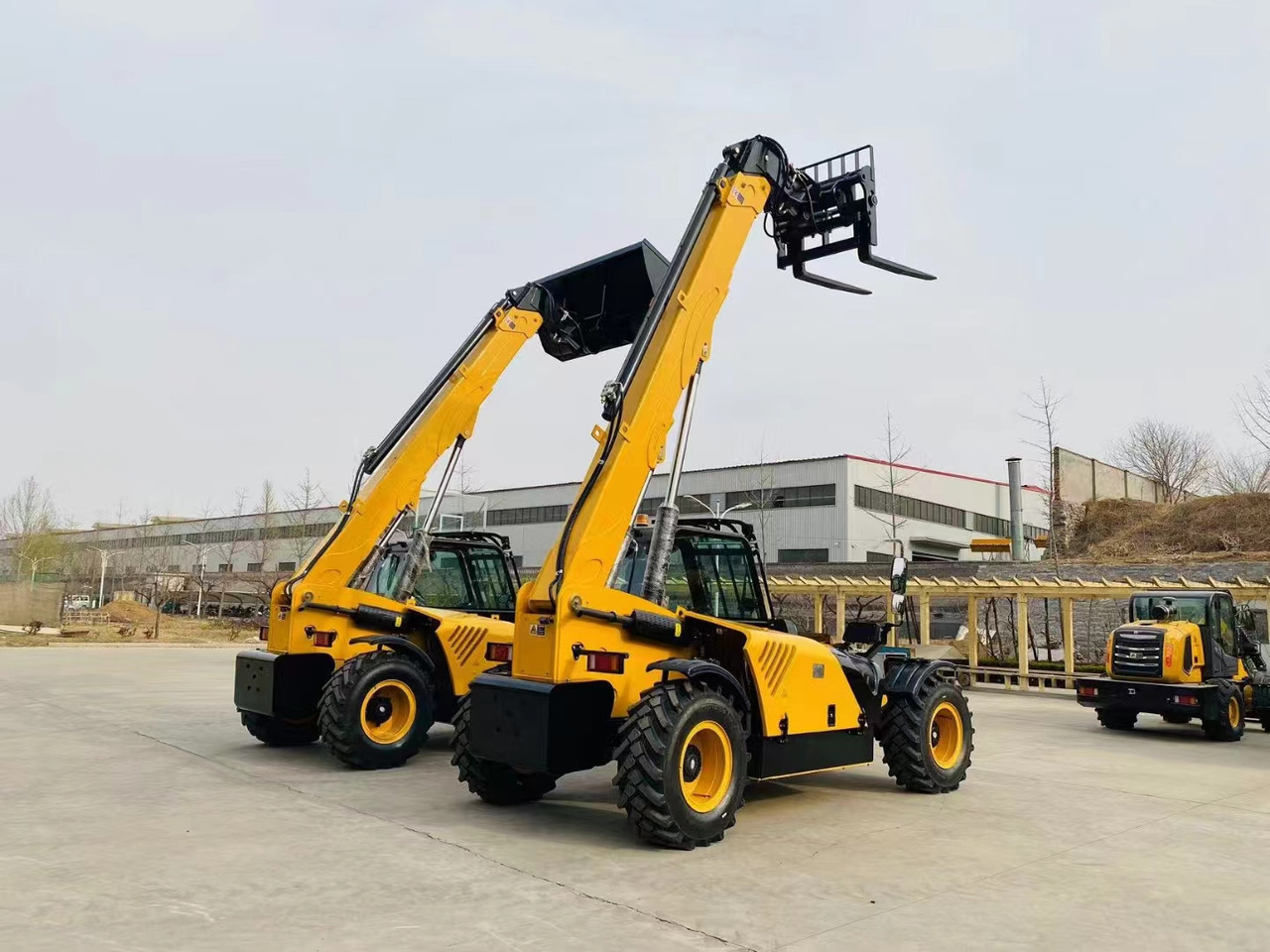 KOMATSU Longer boom - מלגזת סולר: תמונה 3 KOMATSU Longer boom - מלגזת סולר: תמונה 3