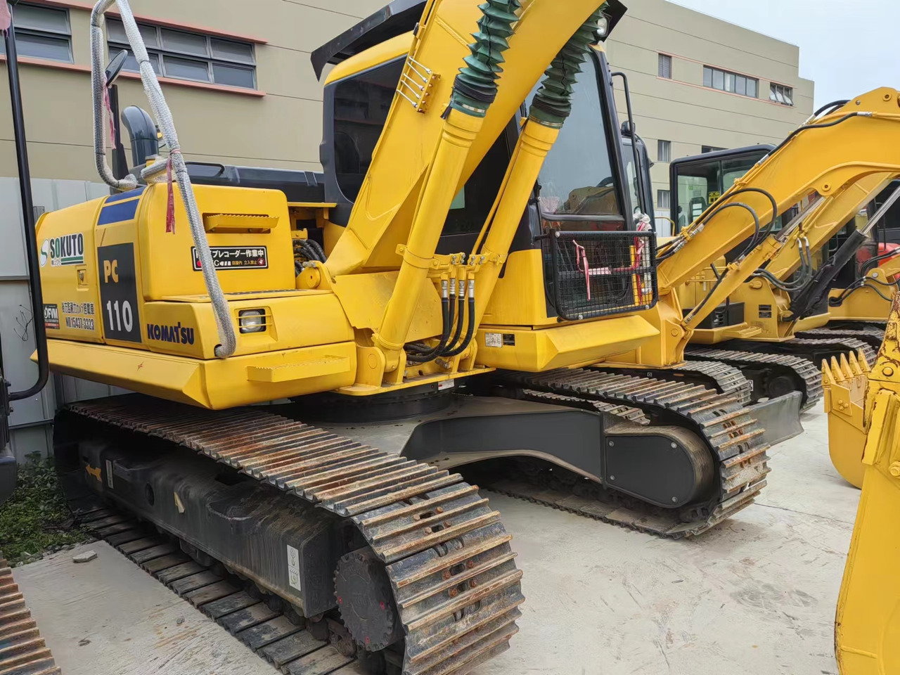 KOMATSU PC110-7 - מחפר סורק: תמונה 2 KOMATSU PC110-7 - מחפר סורק: תמונה 2