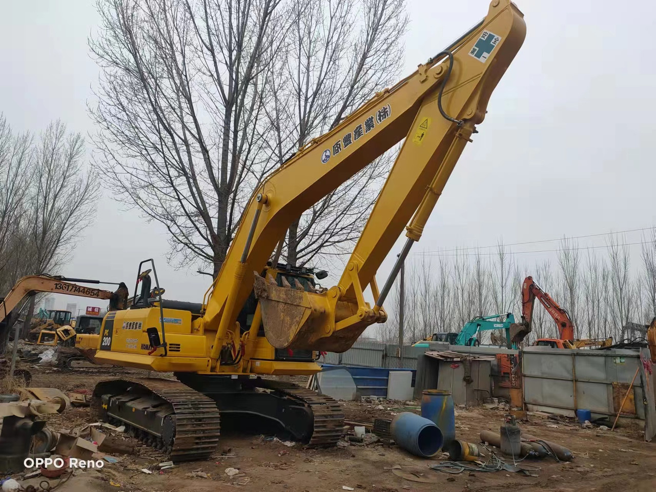KOMATSU PC200-8 - מחפר גלגלים: תמונה 3 KOMATSU PC200-8 - מחפר גלגלים: תמונה 3