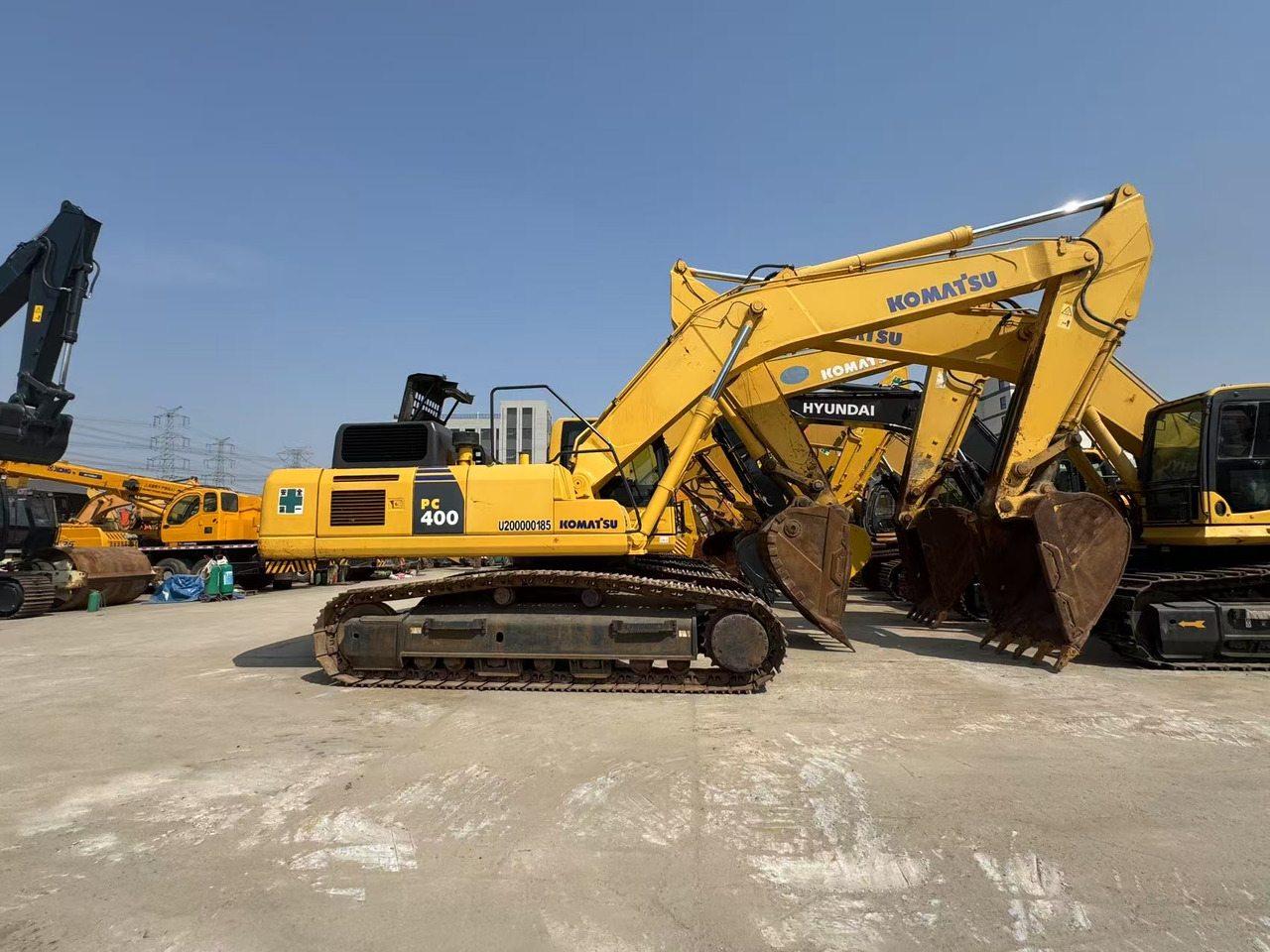 KOMATSU PC400-8 - מחפר סורק: תמונה 1 KOMATSU PC400-8 - מחפר סורק: תמונה 1