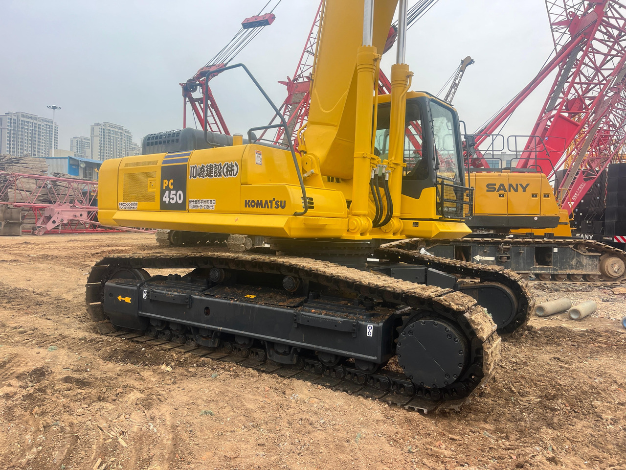 KOMATSU PC450-7 - מחפר סורק: תמונה 3 KOMATSU PC450-7 - מחפר סורק: תמונה 3