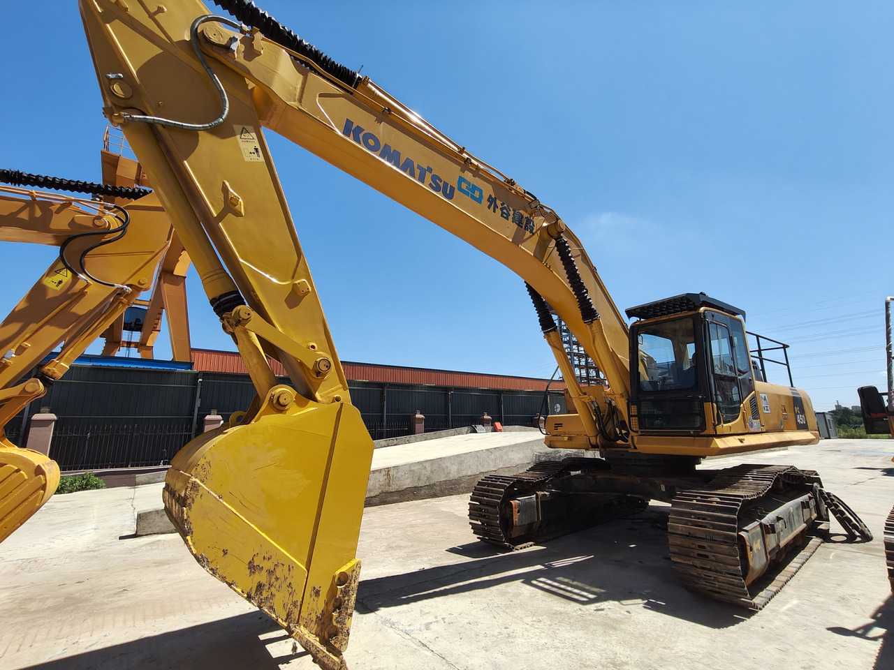 KOMATSU PC450-8 - מחפר סורק: תמונה 3 KOMATSU PC450-8 - מחפר סורק: תמונה 3