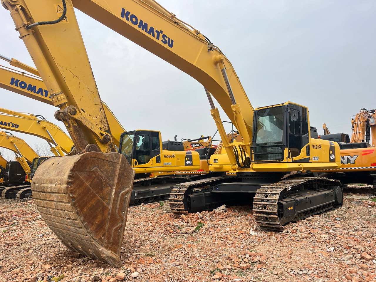 KOMATSU PC450-8 - מחפר סורק: תמונה 3 KOMATSU PC450-8 - מחפר סורק: תמונה 3