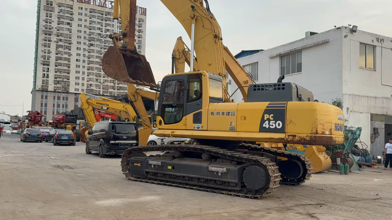 KOMATSU PC450-8 - מחפר סורק: תמונה 1 KOMATSU PC450-8 - מחפר סורק: תמונה 1