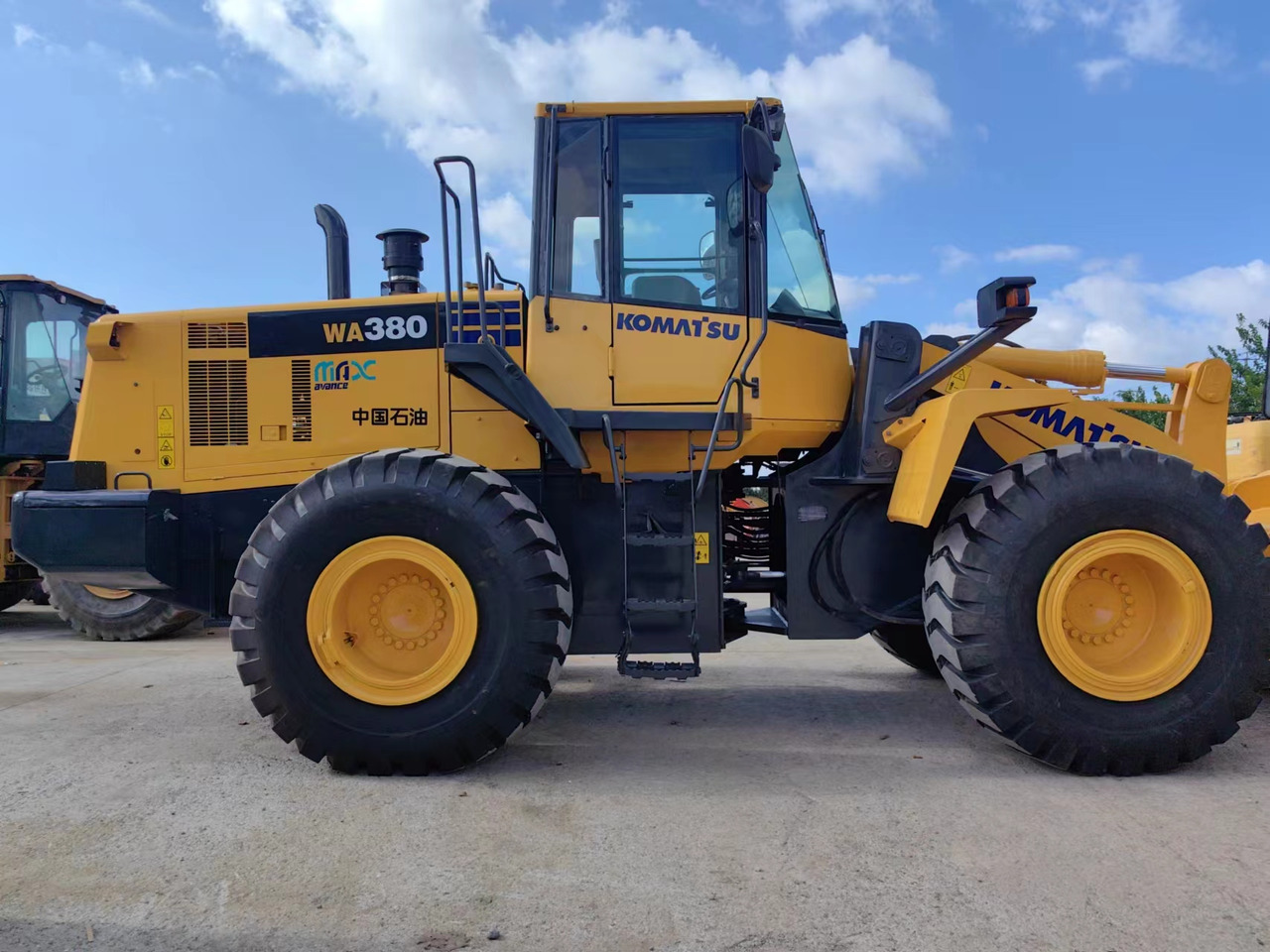 KOMATSU WA380-6 - מעמיס גלגלים: תמונה 3 KOMATSU WA380-6 - מעמיס גלגלים: תמונה 3
