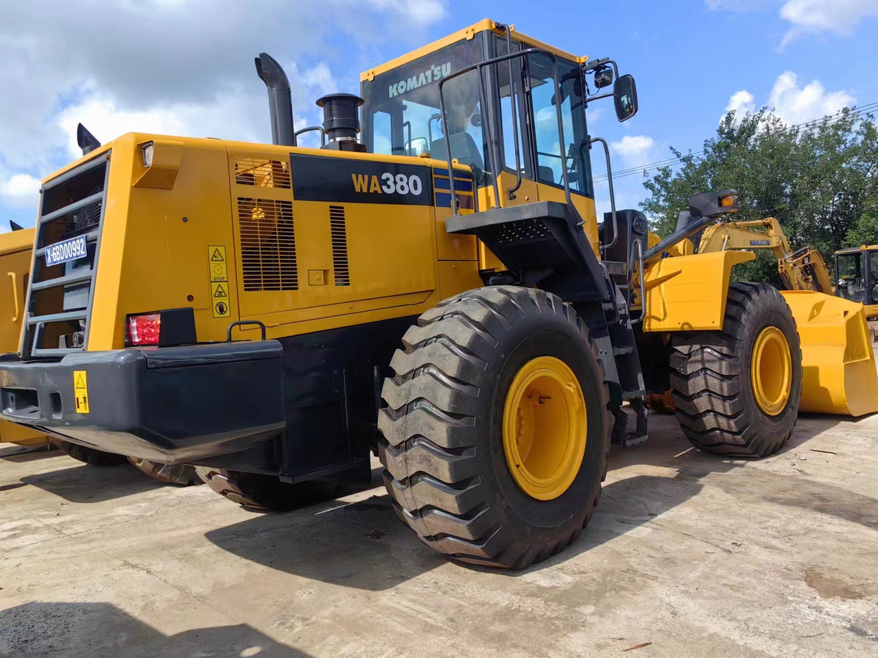 KOMATSU WA380-6 - מעמיס גלגלים: תמונה 4 KOMATSU WA380-6 - מעמיס גלגלים: תמונה 4
