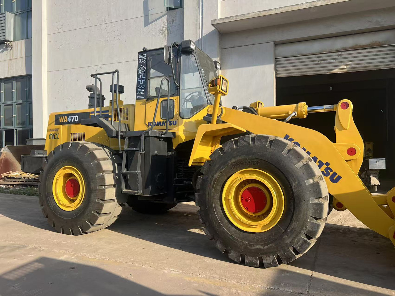 KOMATSU WA470-3 - מעמיס גלגלים: תמונה 4 KOMATSU WA470-3 - מעמיס גלגלים: תמונה 4