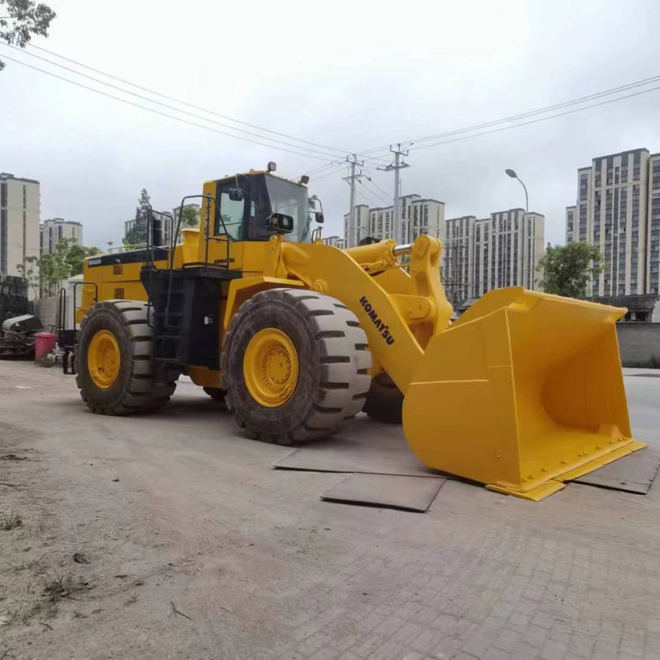 KOMATSU WA600-3 - מעמיס גלגלים: תמונה 1 KOMATSU WA600-3 - מעמיס גלגלים: תמונה 1