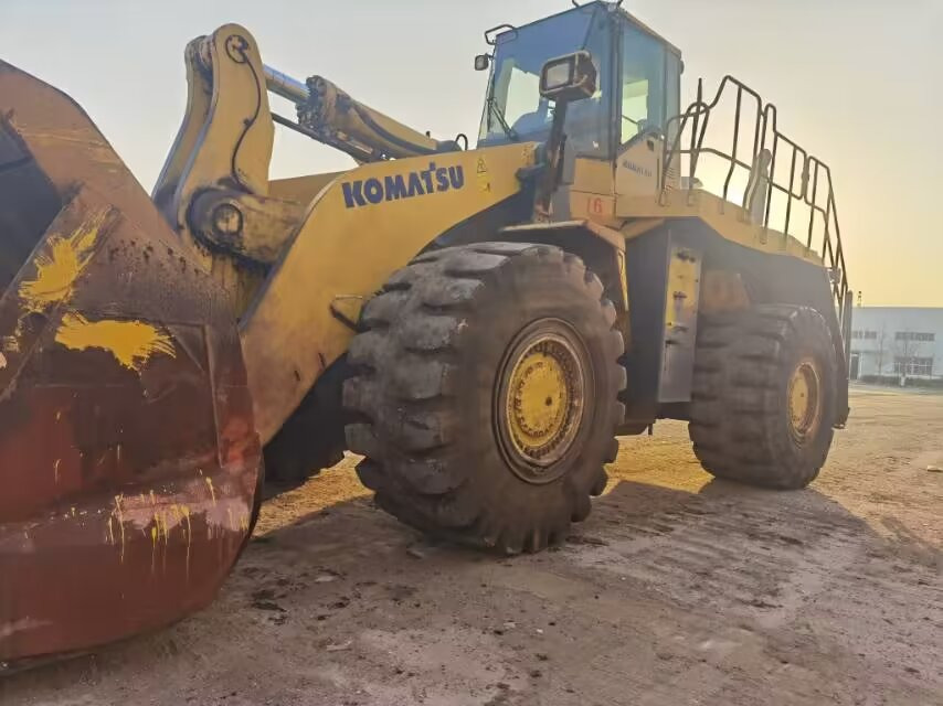 KOMATSU WA600-6 - מעמיס גלגלים: תמונה 2 KOMATSU WA600-6 - מעמיס גלגלים: תמונה 2