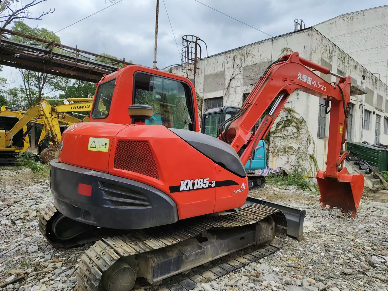 KUBOTA KX185 - מיני מחפר: תמונה 2 KUBOTA KX185 - מיני מחפר: תמונה 2
