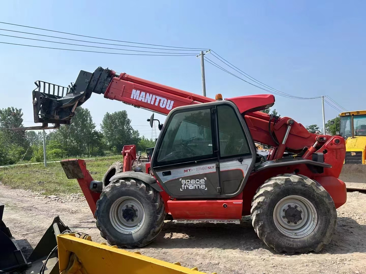 MANITOU MT1740SLT - מפעיל טלסקופי: תמונה 4 MANITOU MT1740SLT - מפעיל טלסקופי: תמונה 4