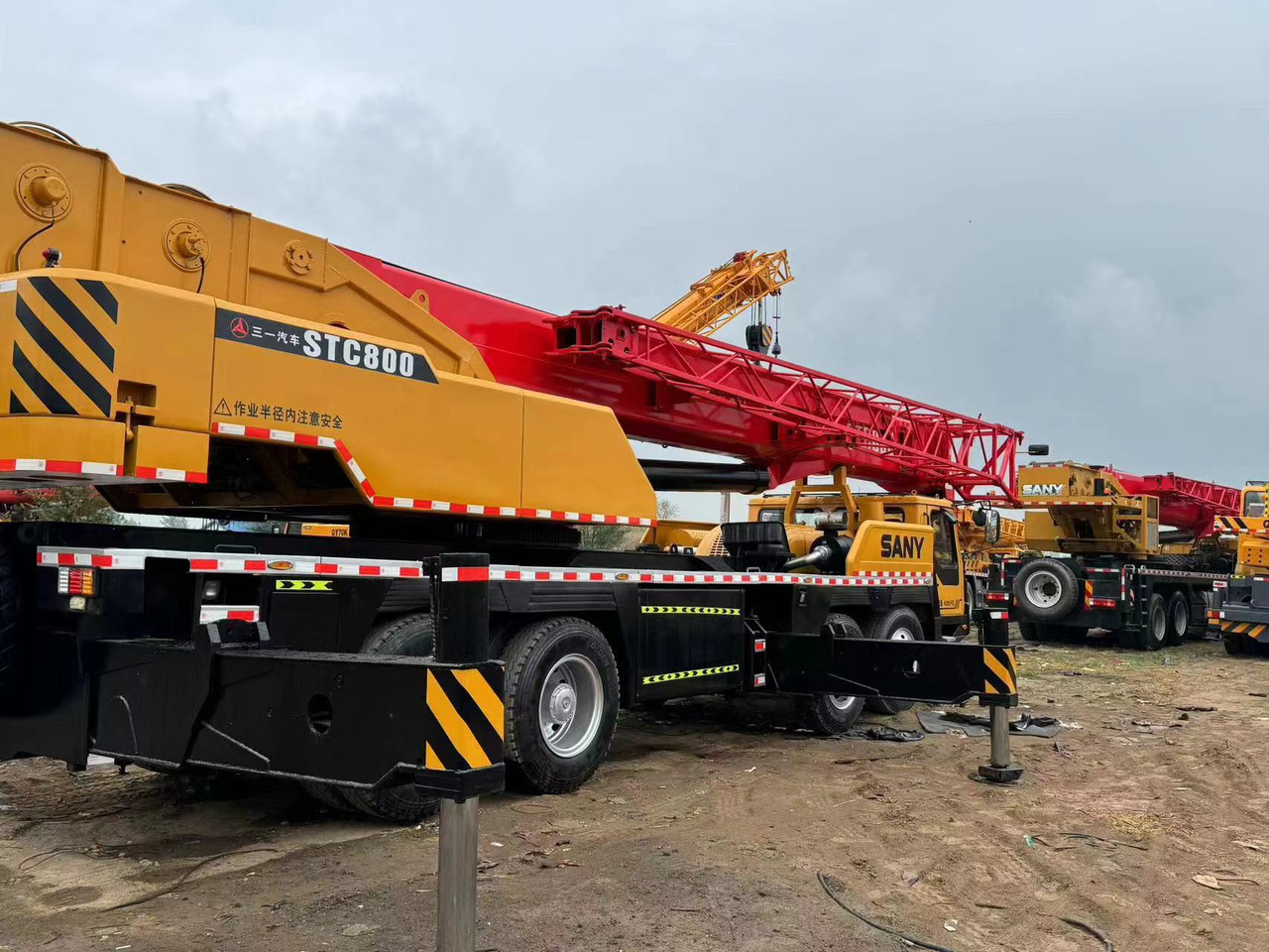 SANY STC800 - עגורן נייד: תמונה 3 SANY STC800 - עגורן נייד: תמונה 3