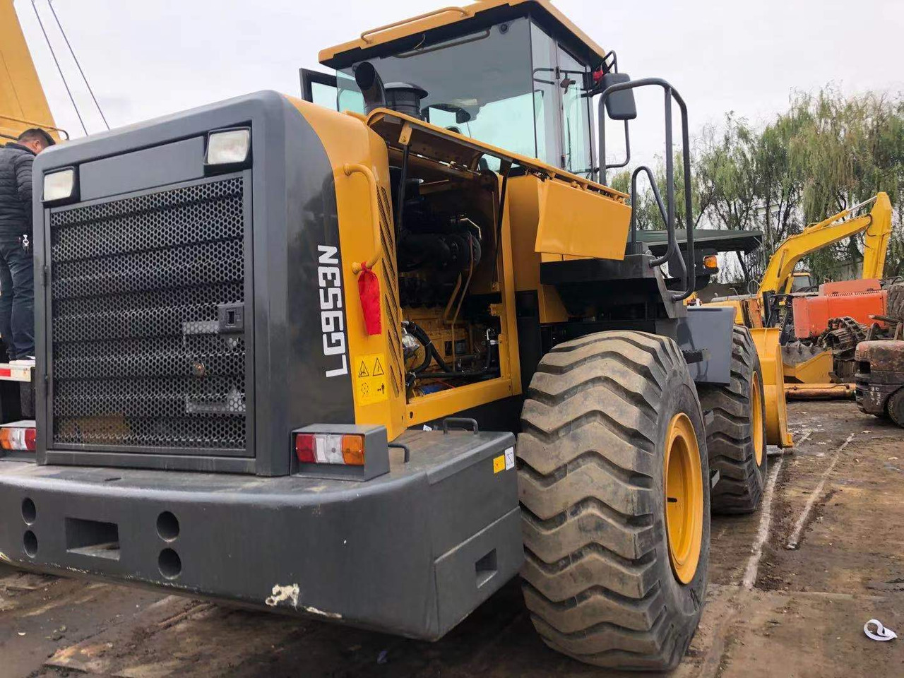 SDLG LG953 - מעמיס גלגלים: תמונה 1 SDLG LG953 - מעמיס גלגלים: תמונה 1