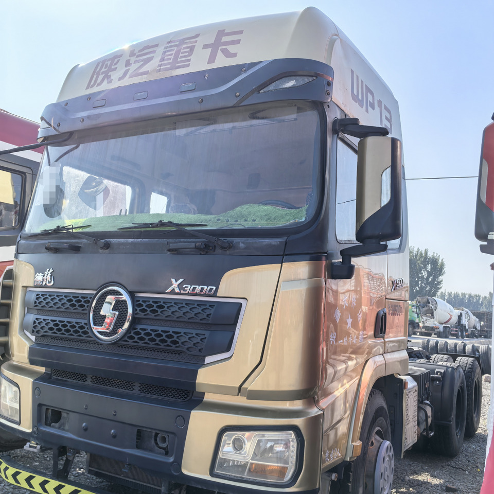 SHACMAN X3000 6x4 - יחידת טרקטור: תמונה 2 SHACMAN X3000 6x4 - יחידת טרקטור: תמונה 2