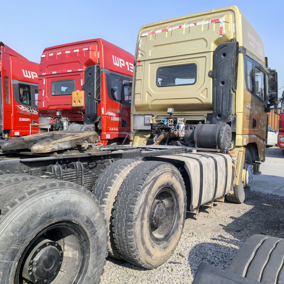 SHACMAN X3000 6x4 - יחידת טרקטור: תמונה 4 SHACMAN X3000 6x4 - יחידת טרקטור: תמונה 4