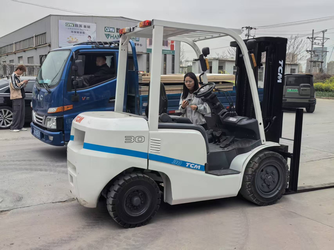 TCM FD30 - מלגזת סולר: תמונה 1 TCM FD30 - מלגזת סולר: תמונה 1