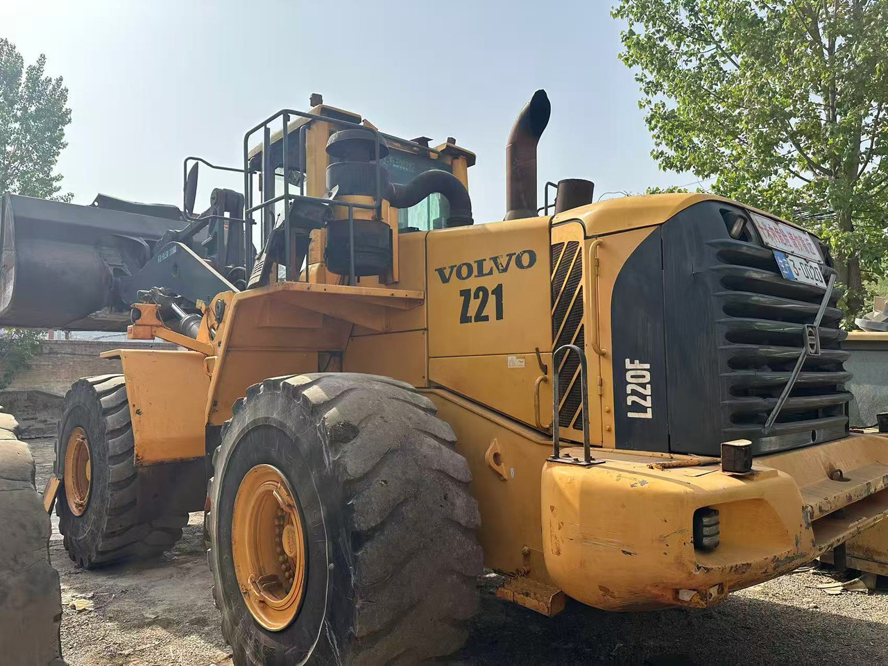 VOLVO L220F - מעמיס גלגלים: תמונה 2 VOLVO L220F - מעמיס גלגלים: תמונה 2