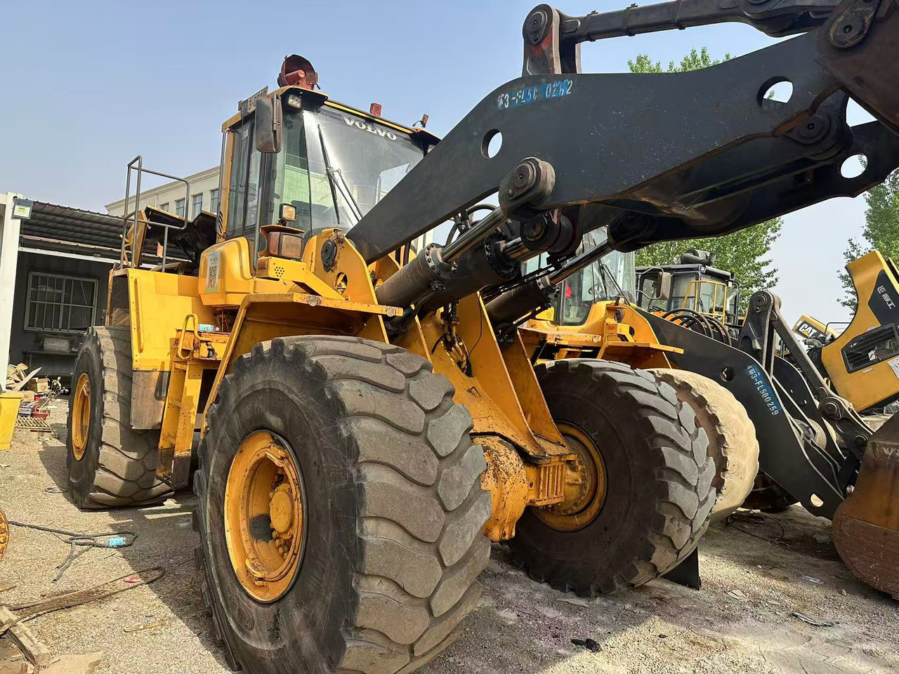 VOLVO L220F - מעמיס גלגלים: תמונה 3 VOLVO L220F - מעמיס גלגלים: תמונה 3
