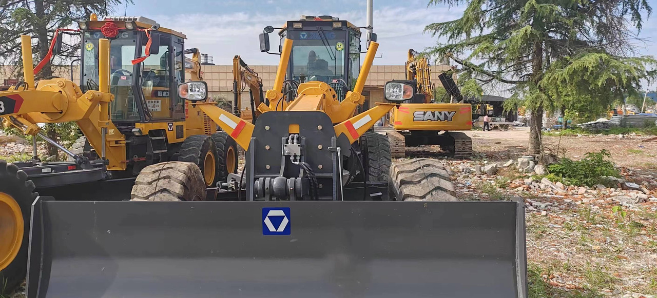 XCMG GR2153 - מפלסת: תמונה 4 XCMG GR2153 - מפלסת: תמונה 4