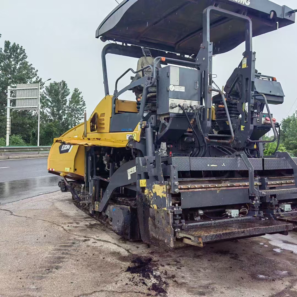 XCMG RP803 - מרצף אספלט: תמונה 2 XCMG RP803 - מרצף אספלט: תמונה 2