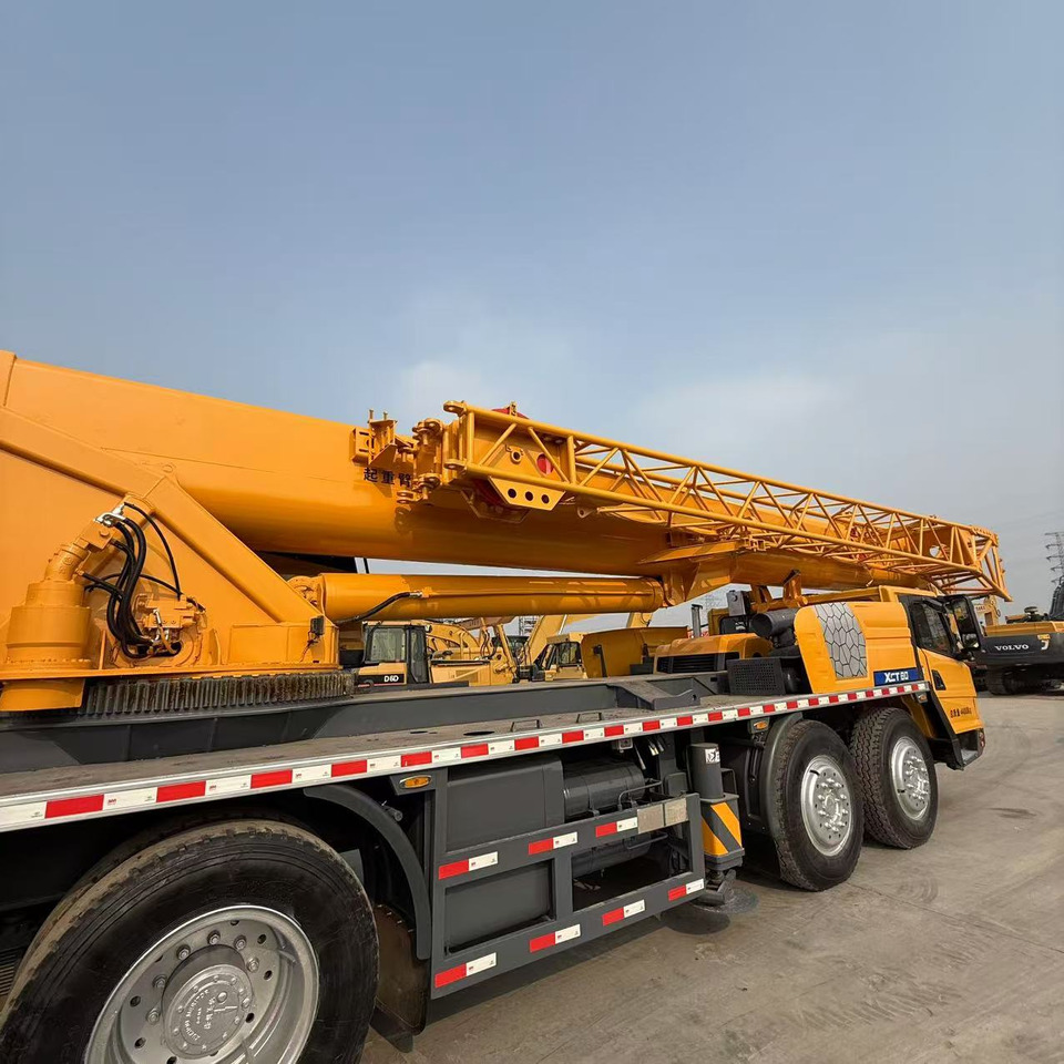 XCMG XCT80 - עגורן נייד: תמונה 3 XCMG XCT80 - עגורן נייד: תמונה 3
