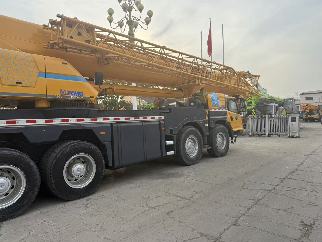 XCMG XCT80 - עגורן נייד: תמונה 4 XCMG XCT80 - עגורן נייד: תמונה 4